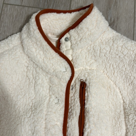 Universal Thread Sherpa Button Up - Picture 2 of 3
